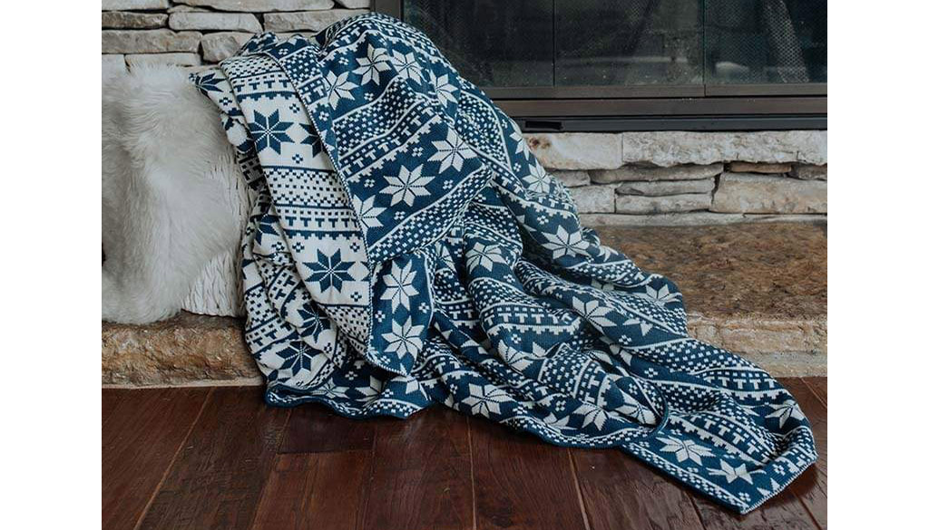 Big Blanket Navy Snowflakes Blanket